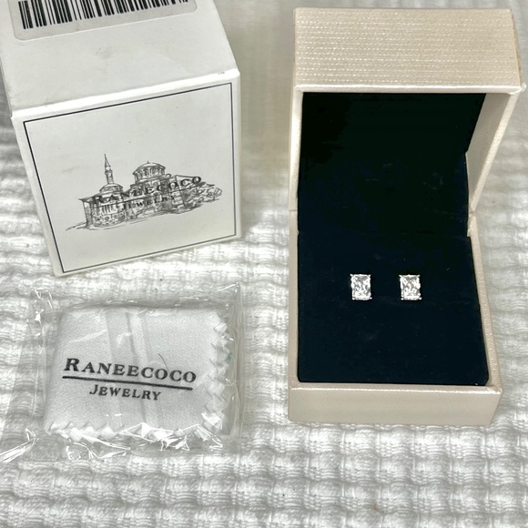 Raneecoco, Stunning Flame, Radiant Cut Stud Earrings - Picture 8 of 12